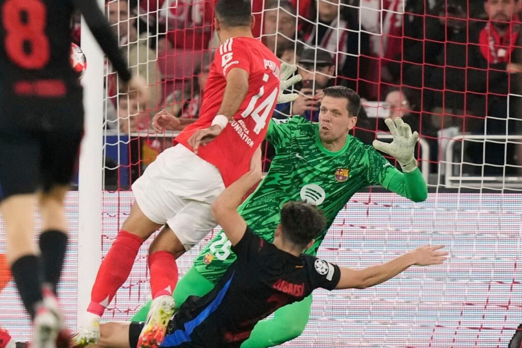 Wojciech Szczesny contra el Benfica | Vía X FC Barcelona
