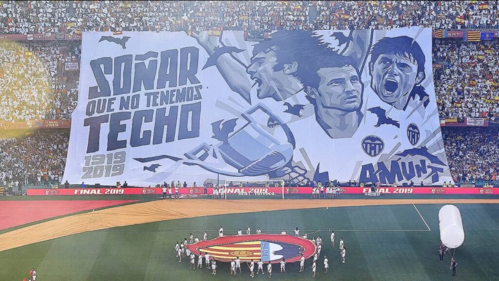 Tifo Valencia final de Copa del Rey 2020 I Vía Valencia CF