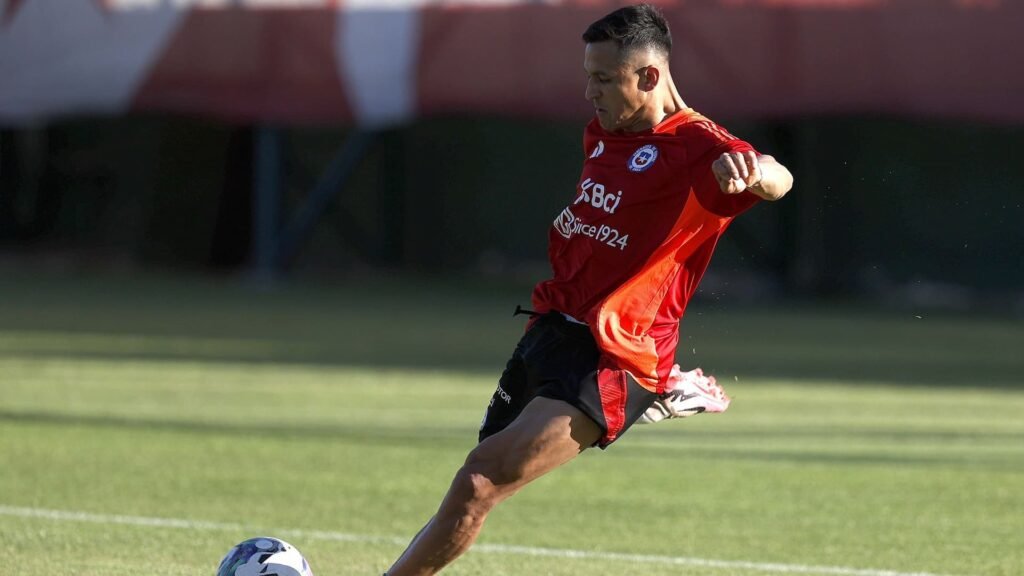 Alexis Sánchez entrenando