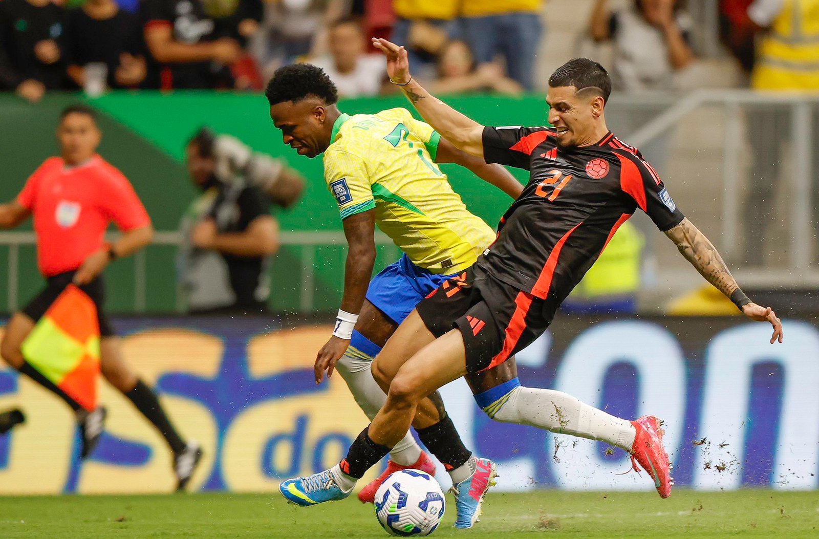Brasil contra Colombia.