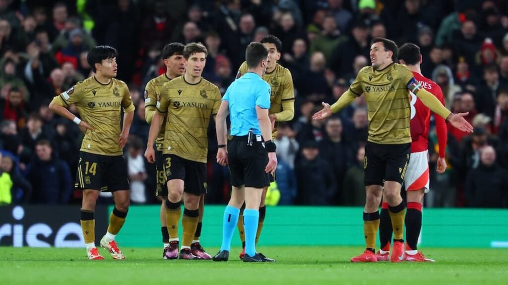 Manchester United pasa a cuartos