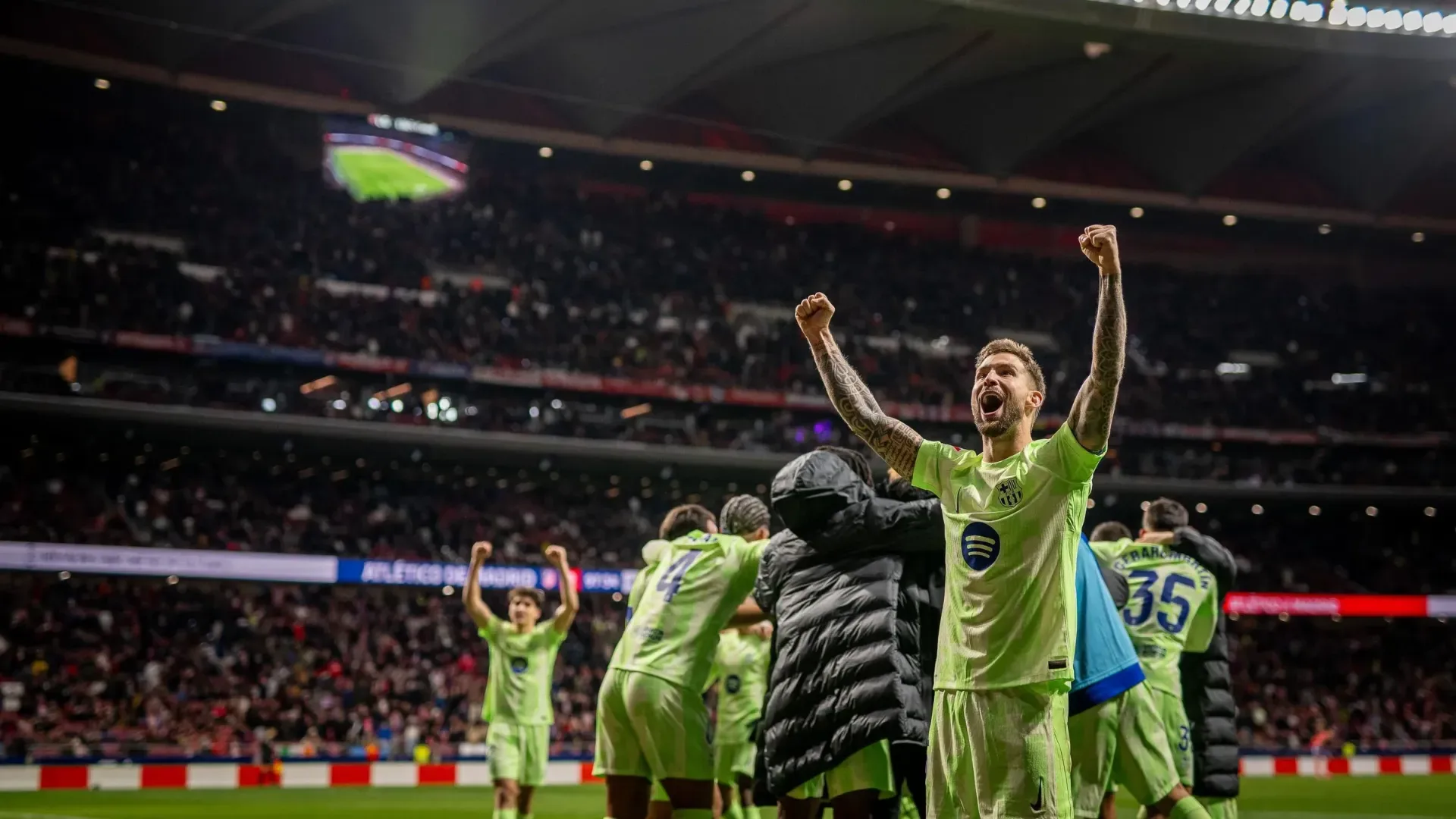 El Barça celebrando la victoria ante el Atlético de Madrid. Íñigo Martínez. Vía: fcbarcelona.es
