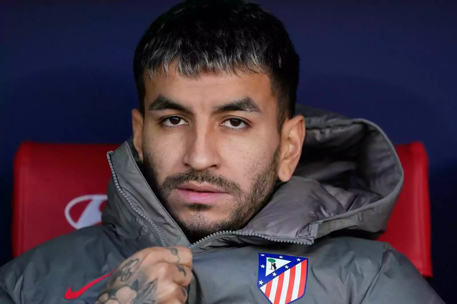 Ángel Correa en el banquillo