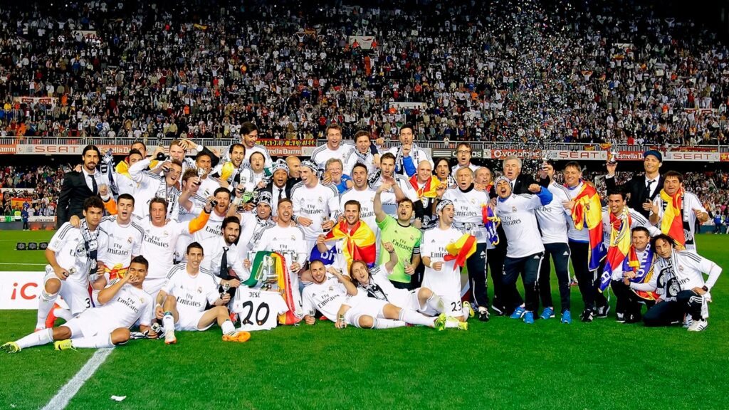 La plantilla del Real Madrid después de ganar la Copa del Rey