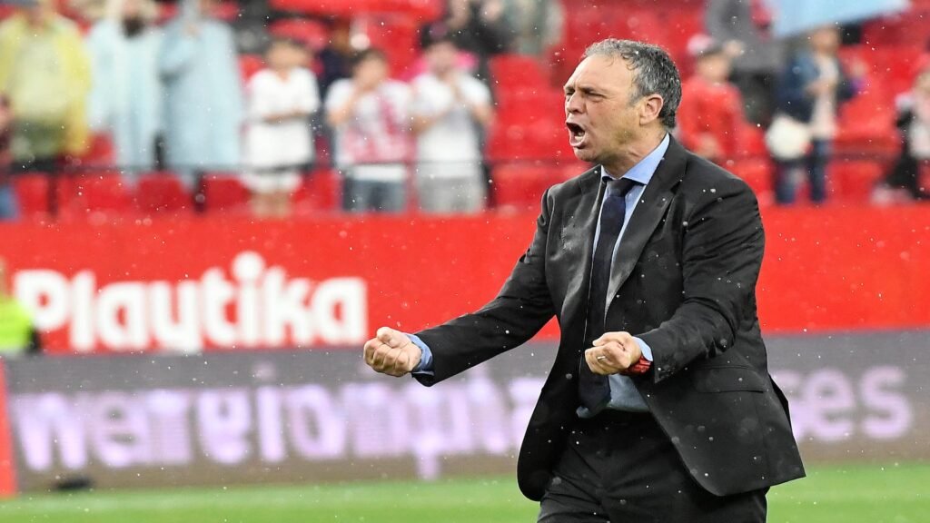 Caparrós celebrando / Vía: Sevilla FC