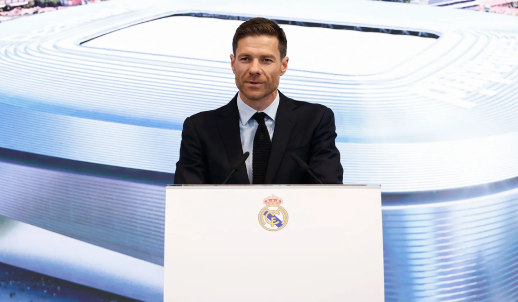 Xabi Alonso presentación con el Real Madrid