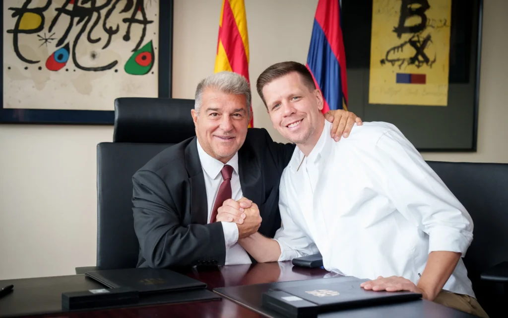 Szczęsny con Joan Laporta. Fuente: fcbarcelona.es