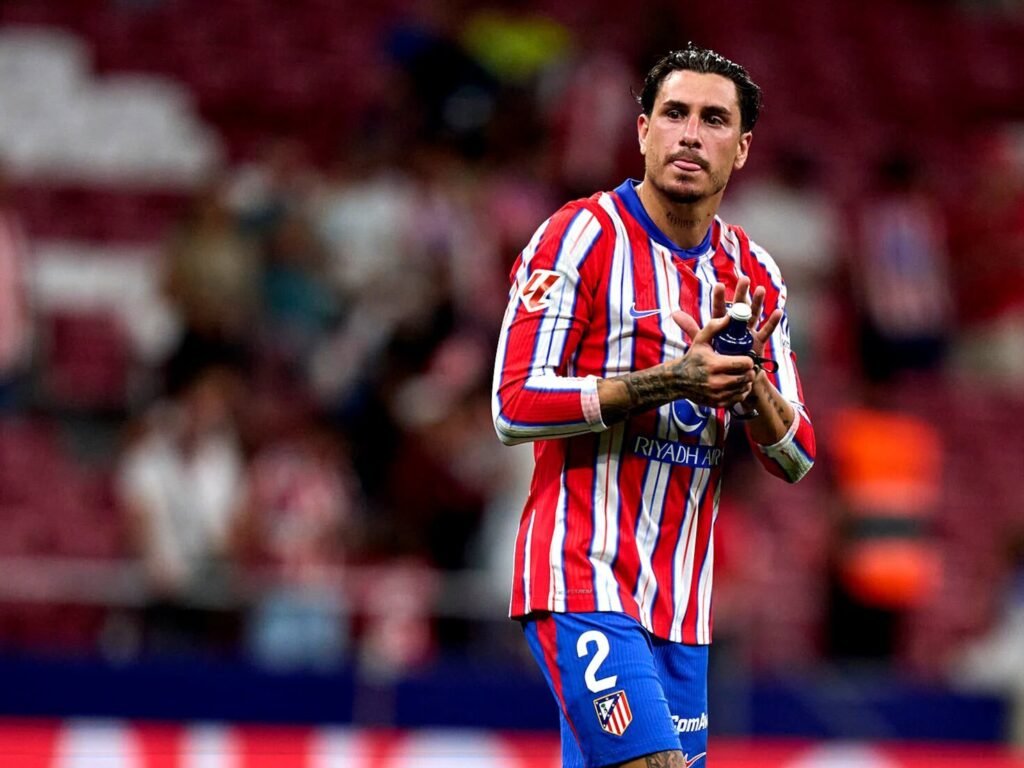 José María Giménez agradeciendo a la afición