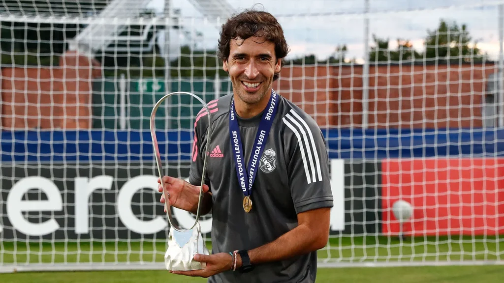 Raúl González Blanco / Vía @lafrabicarm