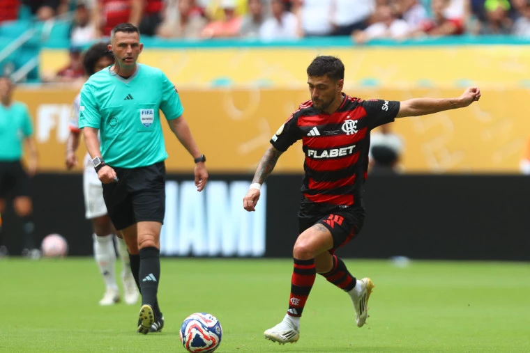 Flamengo vs Bayern. Fuente: Falemengo