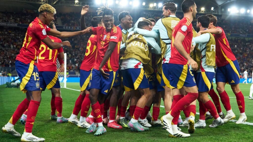Foto ESP celebrando un gol