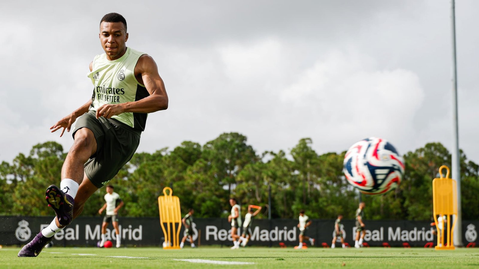 Mbappé entrenando / Vía X: @RealMadrid