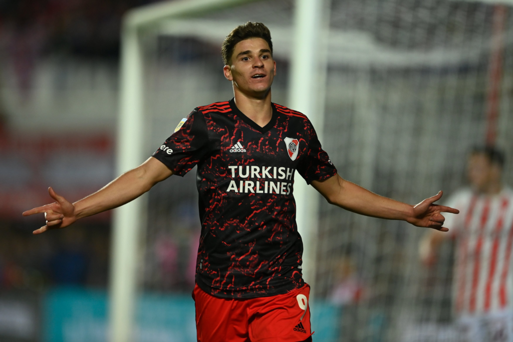 Julián Álvarez con River Plate