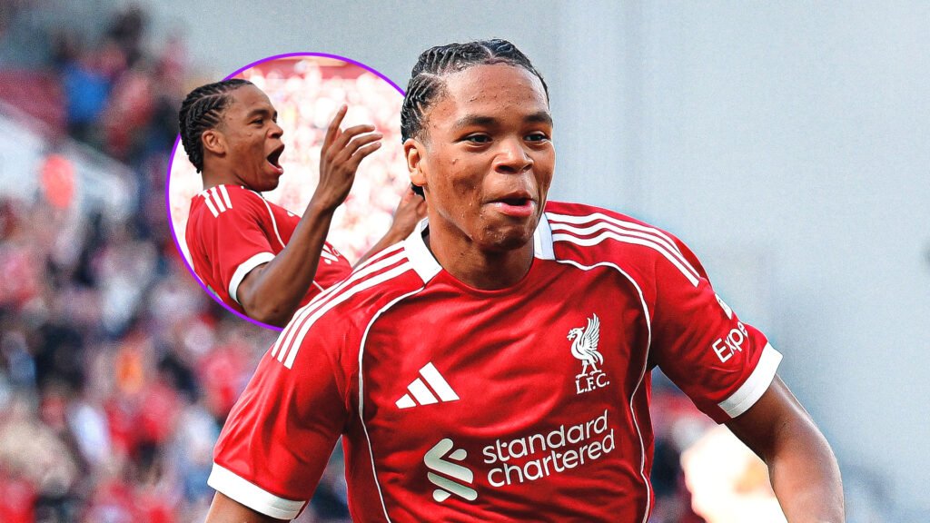 Rio Ngumoha del Liverpool en su partido contra el Athletic Club