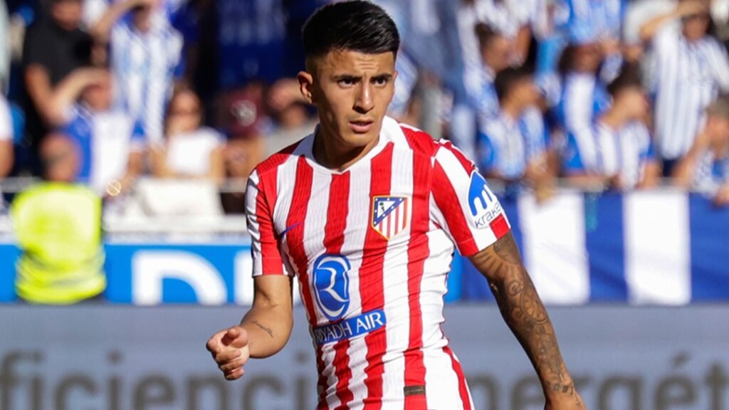 Thiago Almada, en uno de los primeros partidos con el Atleti.
