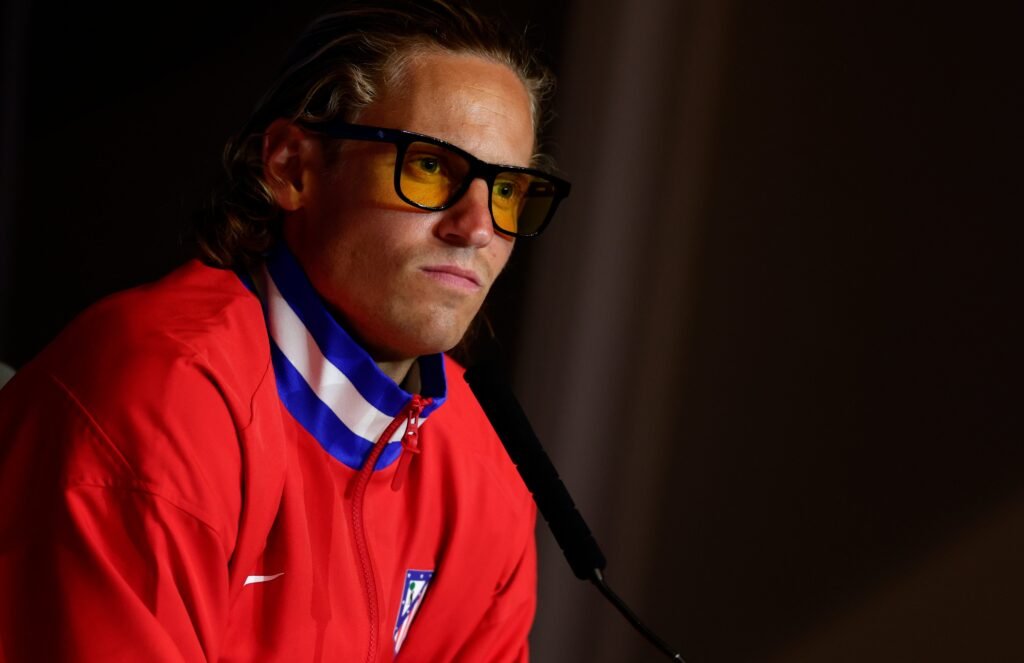 Marcos Llorente y sus gafas amarillas