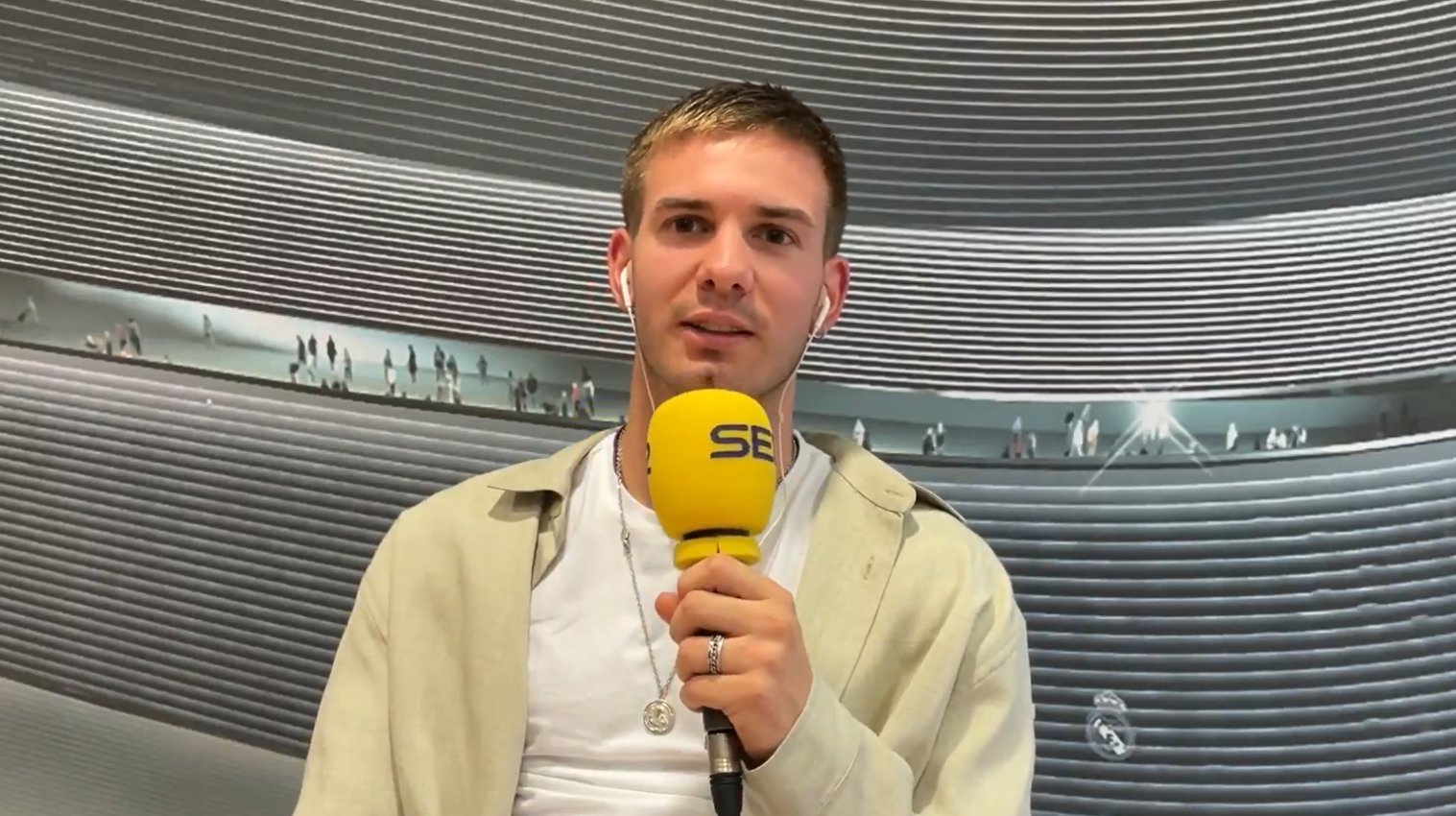 Mastantuono zanja la polémica entre Vinicius y Xabi Alonso: "Son cosas que pasan"