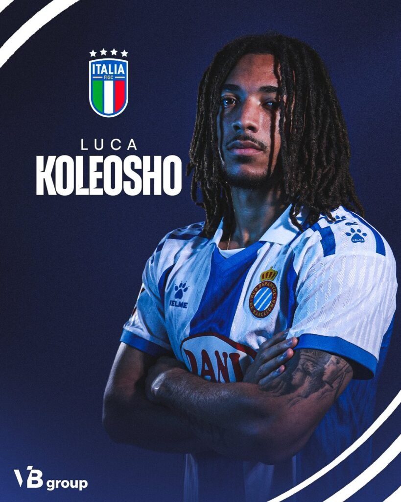 Luca Koleosho selección