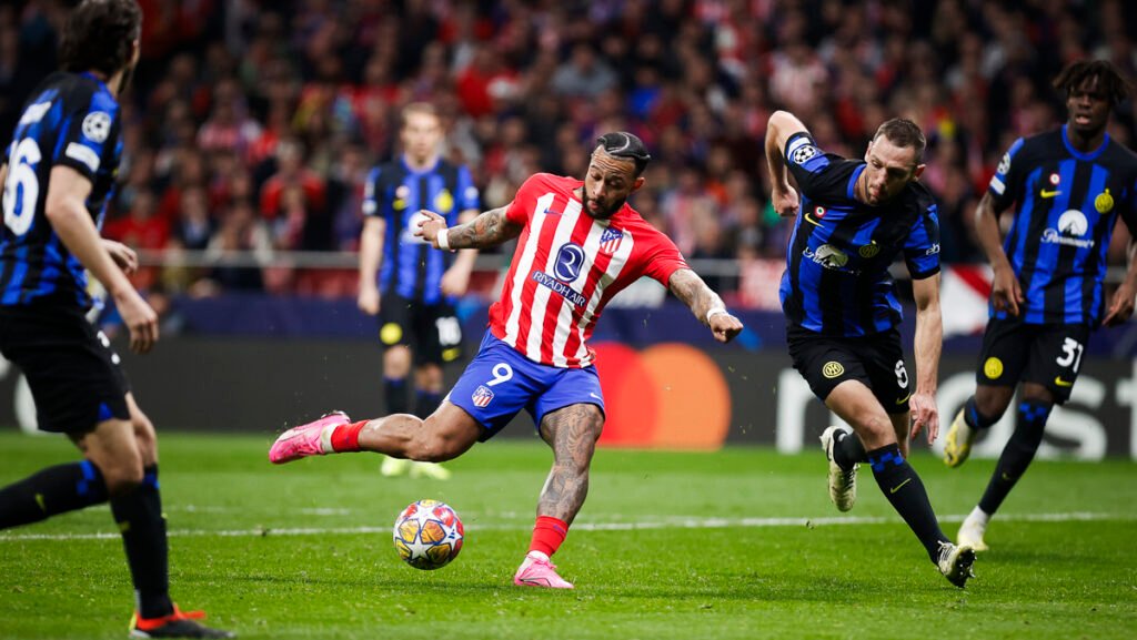 Memphis Depay, en el último duelo ante el Inter.