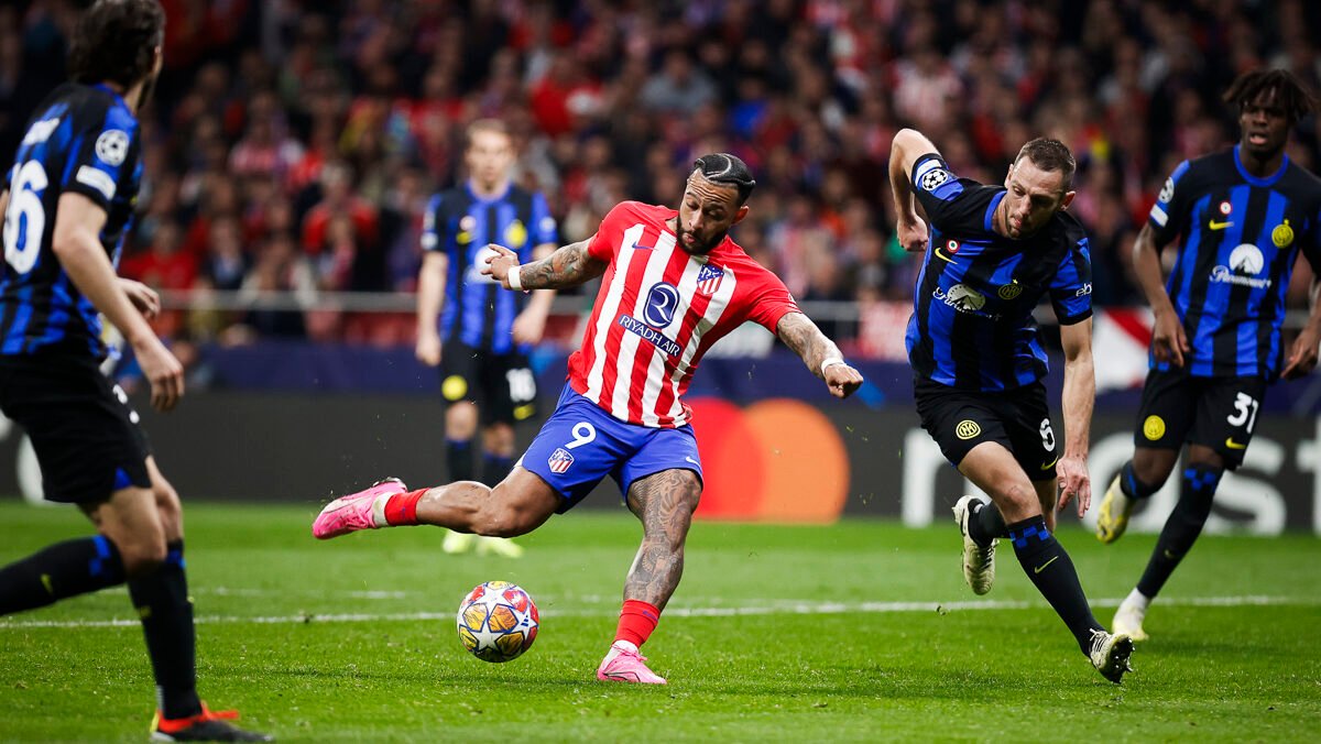 Memphis Depay, en el último duelo ante el Inter.