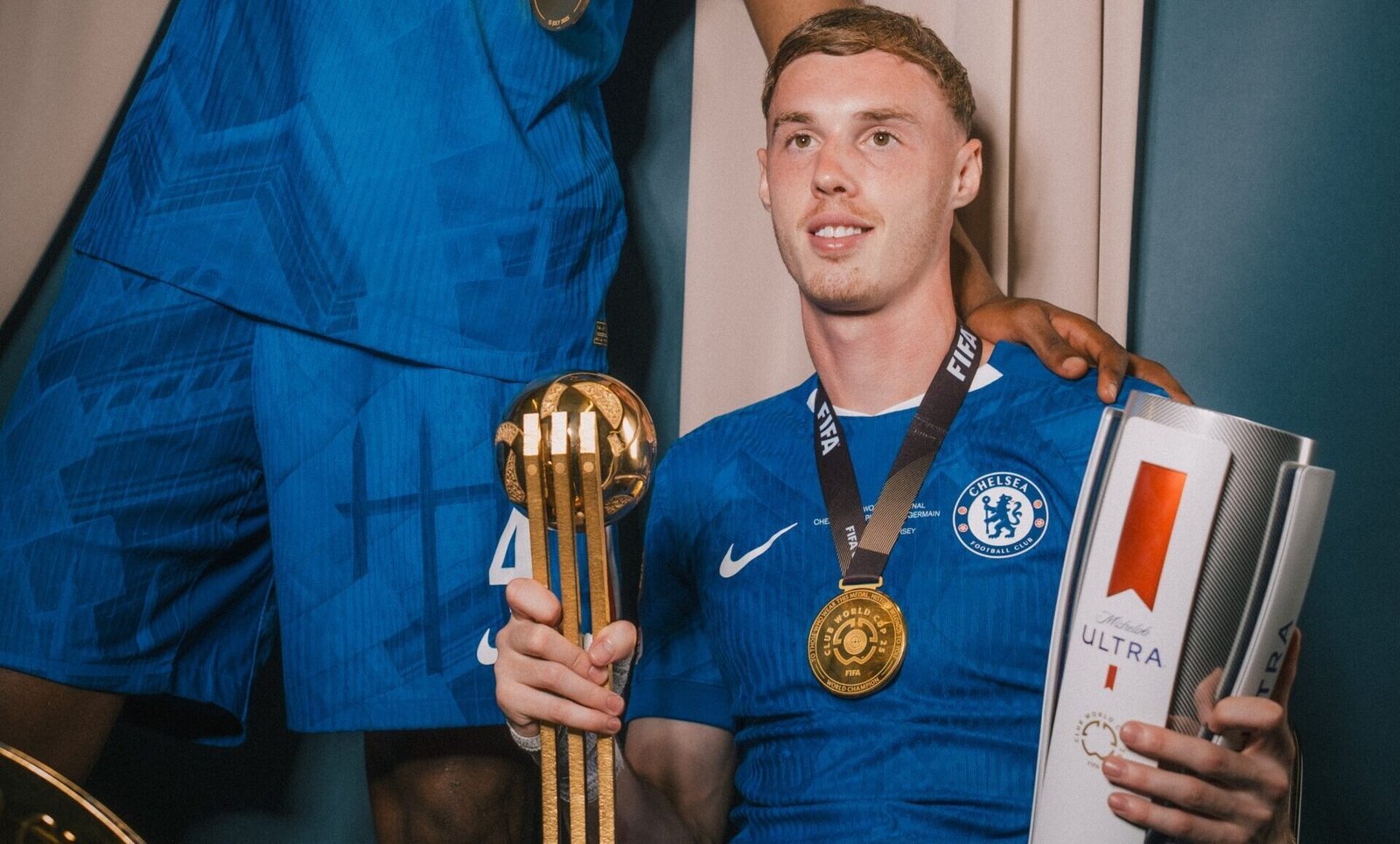 Cole Palmer celebrandp el mundial de Clubes