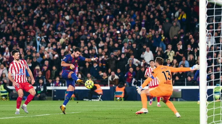 El FC Barcelona remonta a un Atlético de Madrid competitivo y consolida ...