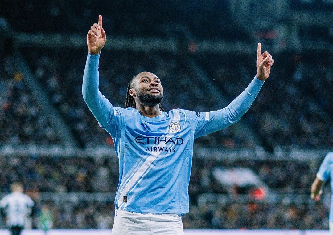 Semenyo celebra un gol con el Manchester City / Vía X: @ManCity
