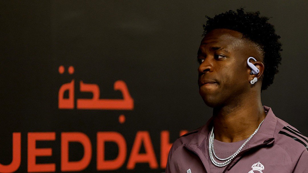 Vini en Arabia / vía @realmadrid