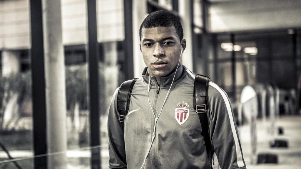 Mbappé / Vía @AS_Monaco