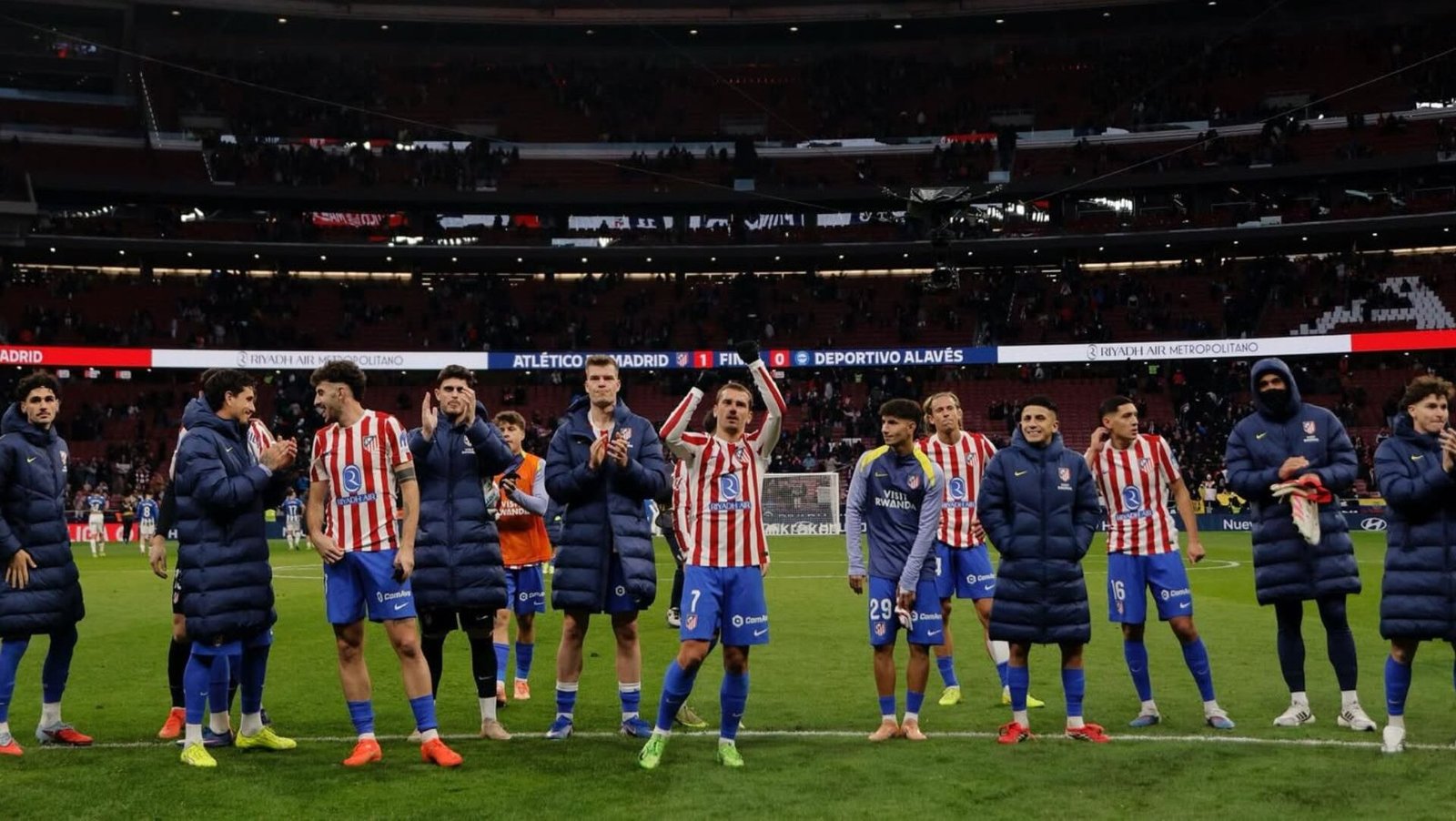 El Atlético de Madrid busca su 13ª victoria consecutiva en el Riyadh Air Metropolitano, convertido en uno de los grandes fortines del fútbol europeo esta temporada