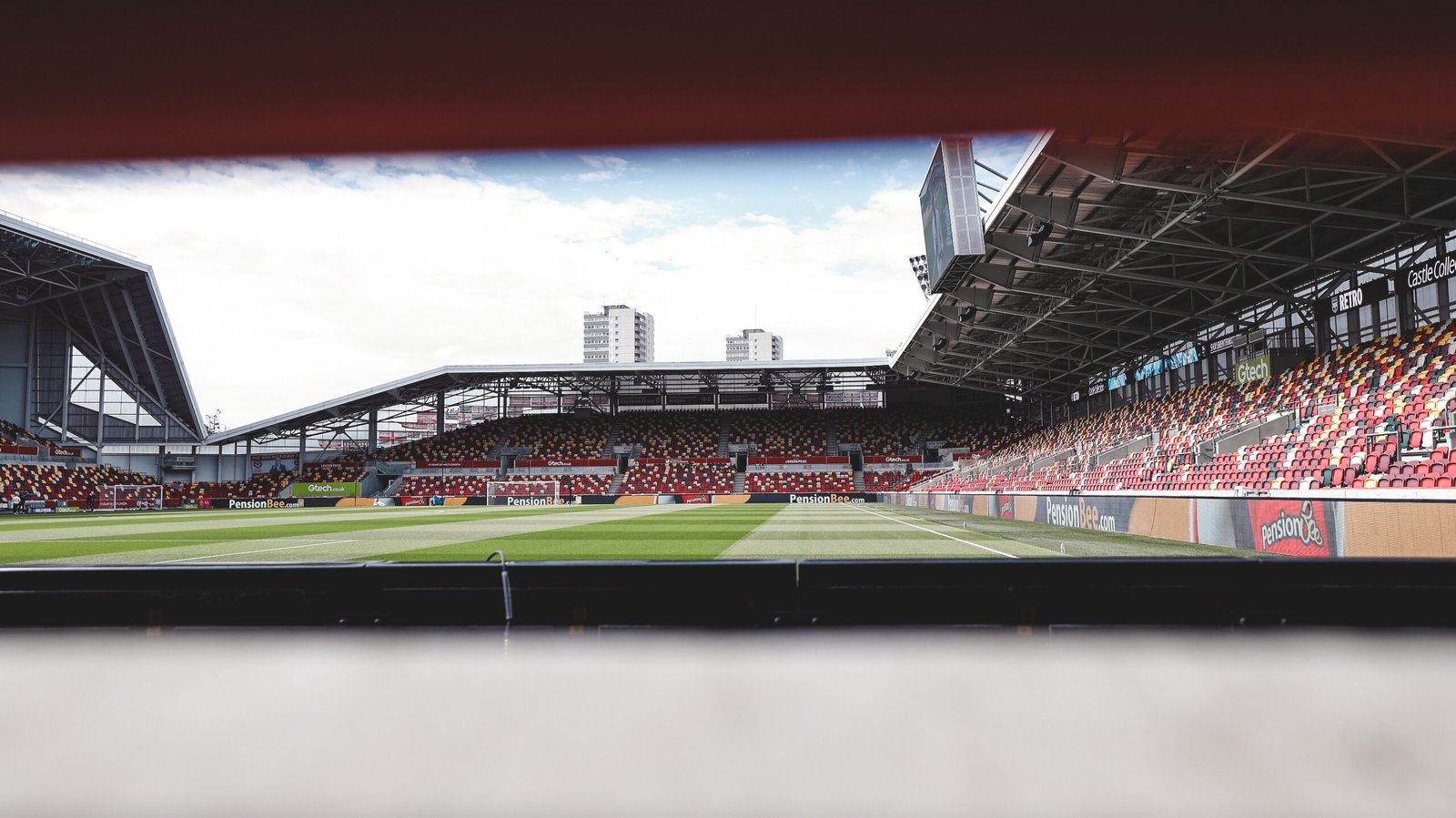 Brentford y Arsenal se miden en la vigésimo sexta jornada de la Premier League./ Vía X: @BrentfordFC