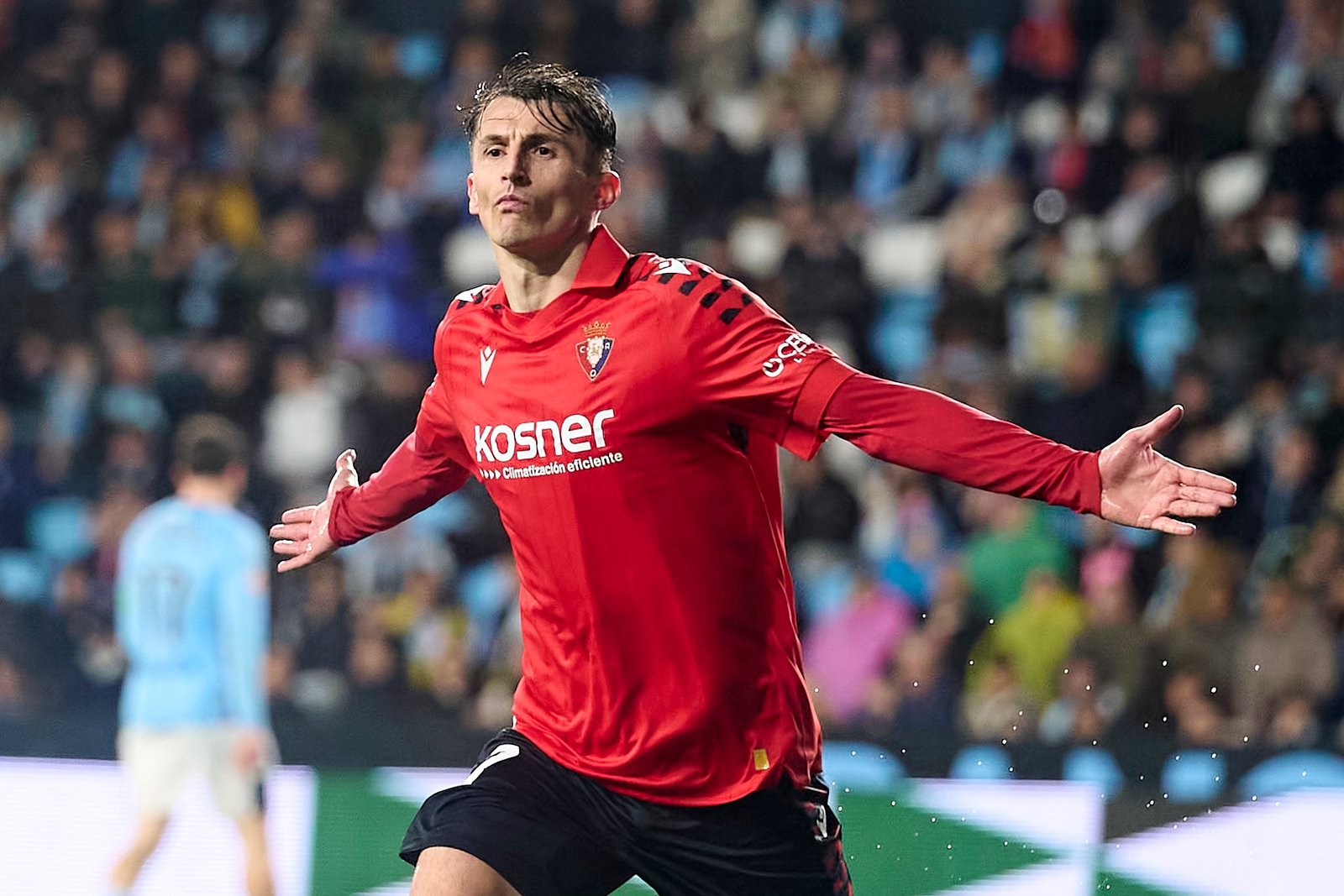 Ante Budimir celebra el primer gol de Osasuna. | Vía X: @Osasuna
