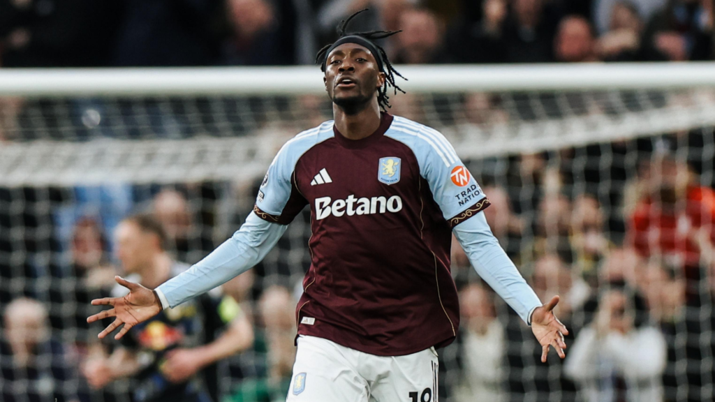 Aston Villa Leeds United / Vía:@AVFCOfficial