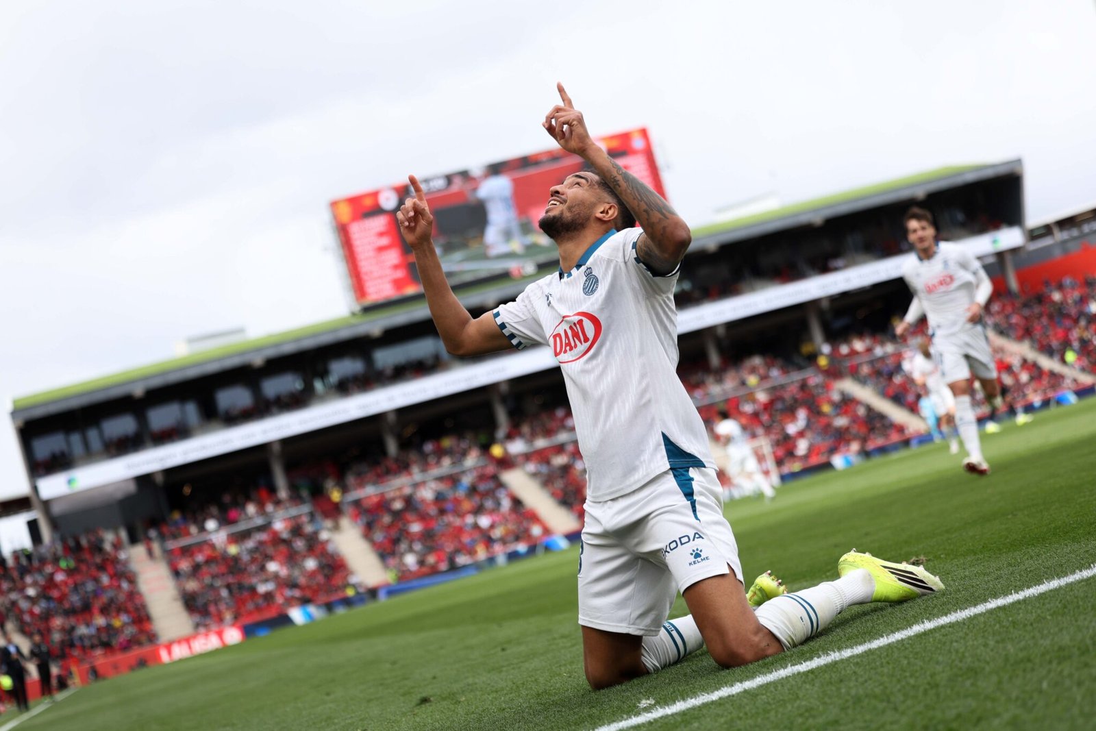 Pickel celebrando su gol