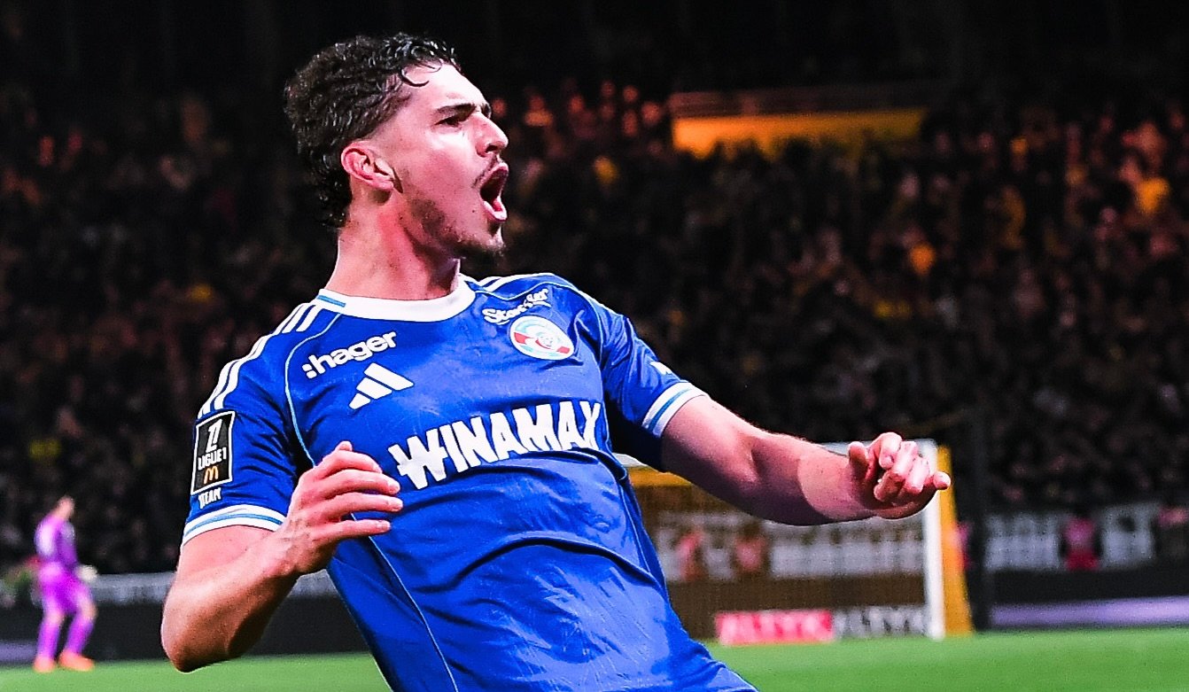 El delantero argentino está siendo una de las sensaciones en la liga francesa/ Vía X: @RCSA