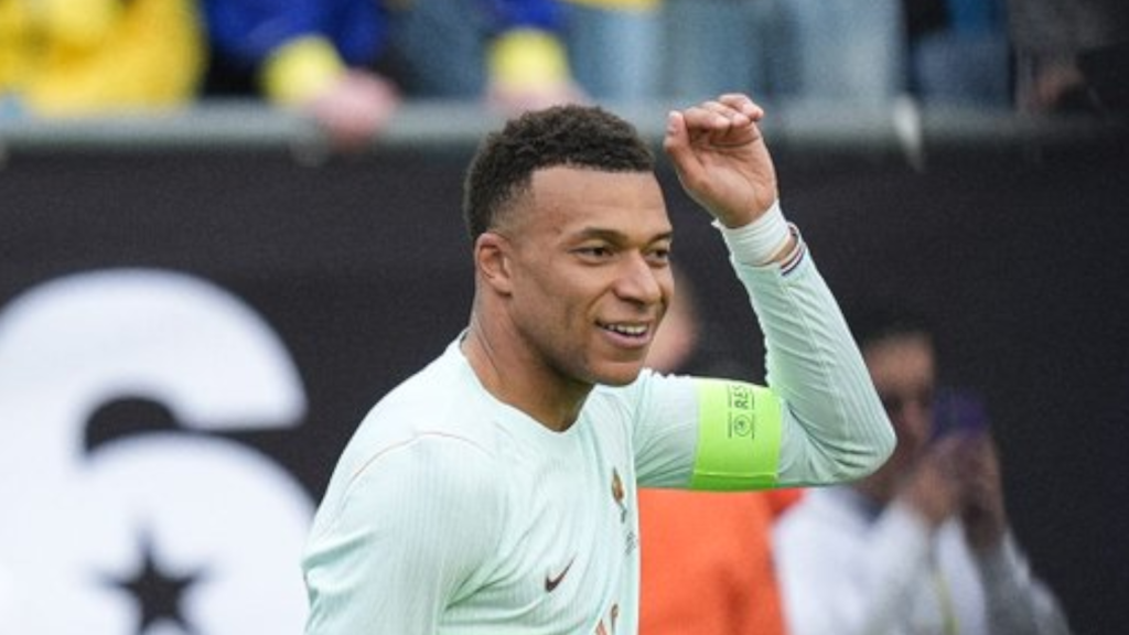 Mbappé celebrando el primer gol. Vía X/@equipedefrance