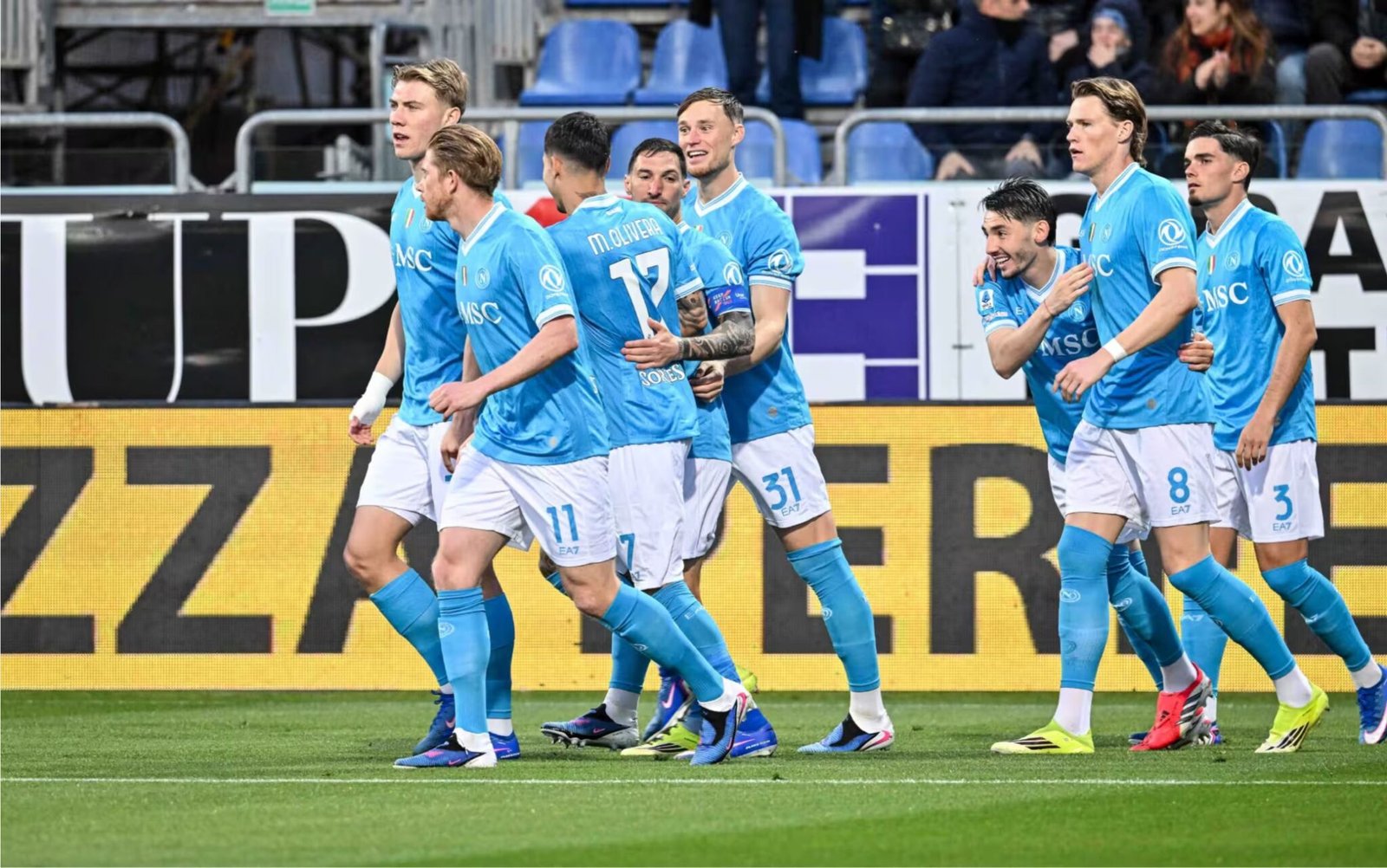 Napoli cínico: 1-0 al Cagliari