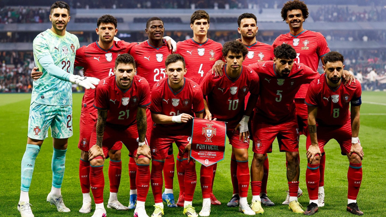 La selección de Portugal, en el partido frente a México.
