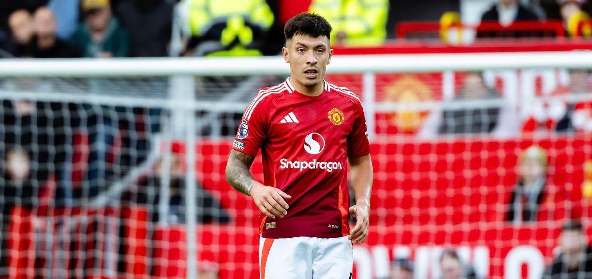 El central argentino volverá este fin de semana a los terrenos de juego/ Vía X: @ManUtd