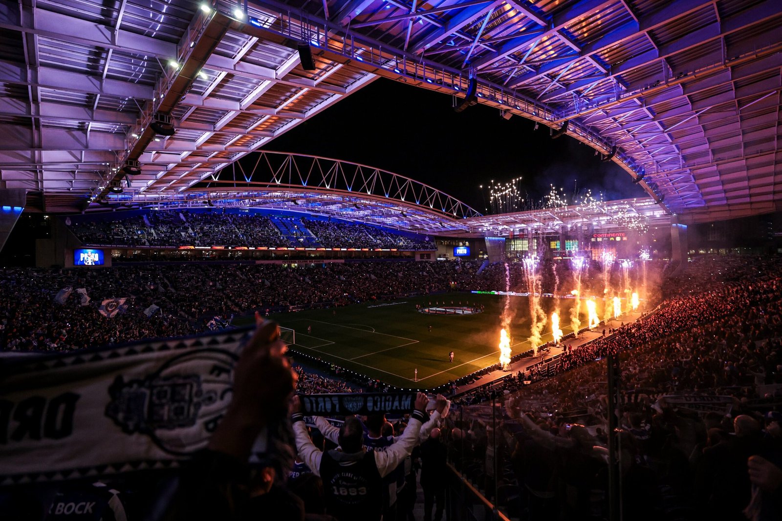 Oporto y Nottingham Forest se miden en los cuartos de final de la Europa League/ Vía X: @FCOporto