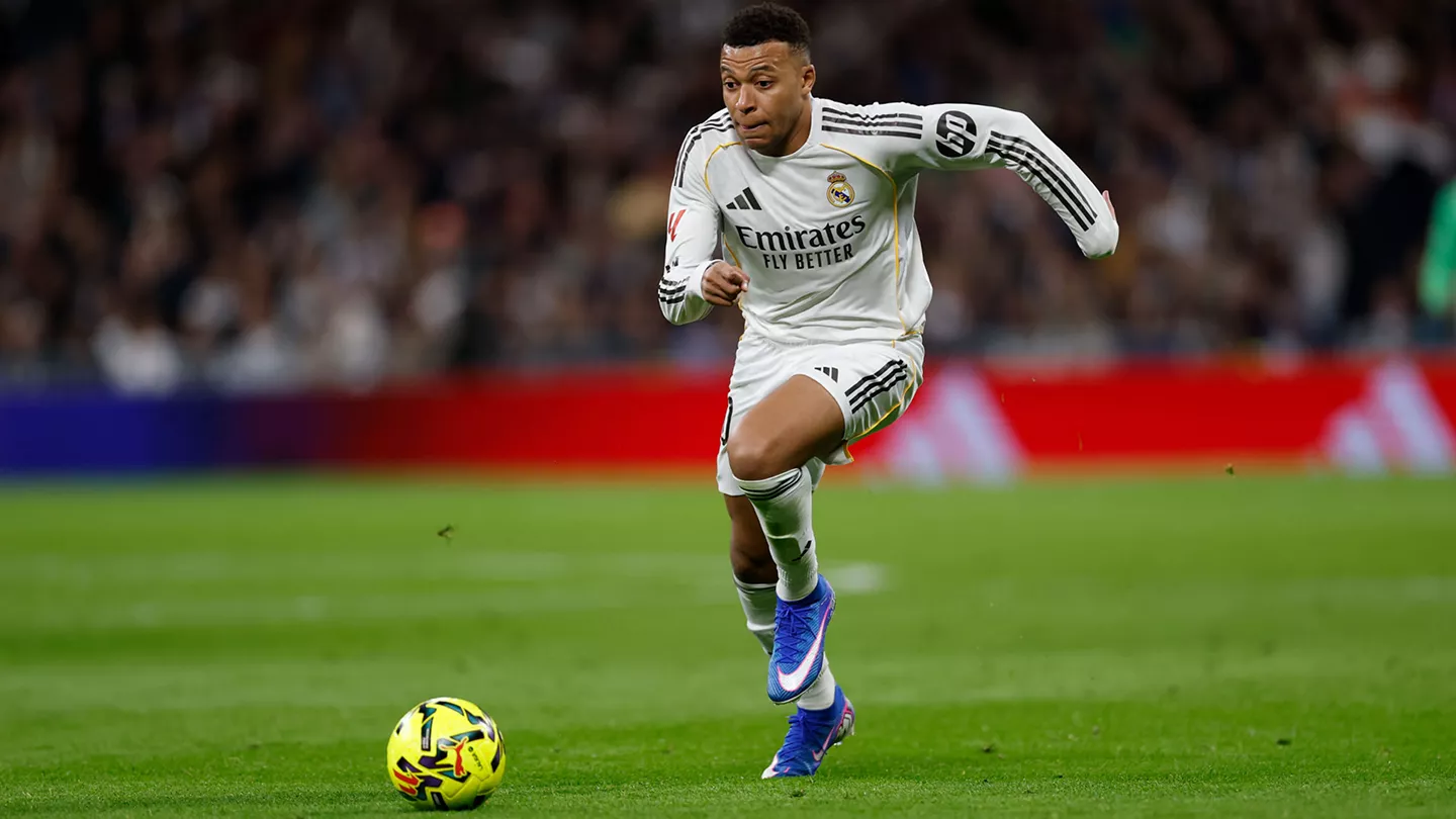 Kylian Mbappé, durante un encuentro de esta temporada. Vía X: @Realmadrid