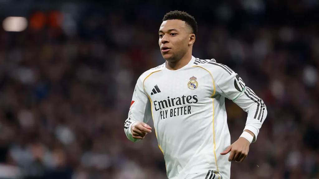 Kilyan Mbappé durante un encuentro con el Real Madrid. Vía X: @Realmadrid