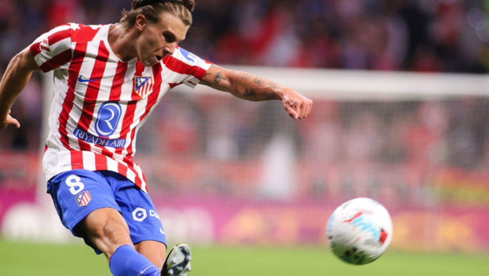 Pablo Barrios sufre su tercera lesión de la temporada y no estará en la ida de semifinales de Champions ante el Arsenal