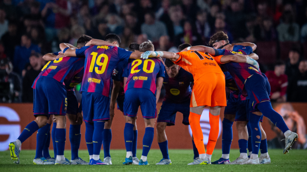 El Barça haciendo piña antes de un partido. Vía: X/@FCBarcelona