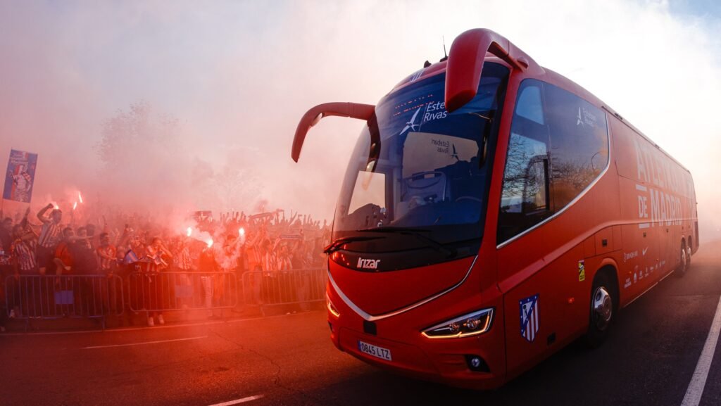El Atlético pide explicaciones a la Policía y a UEFA tras lo ocurrido en la previa de la pasada semana