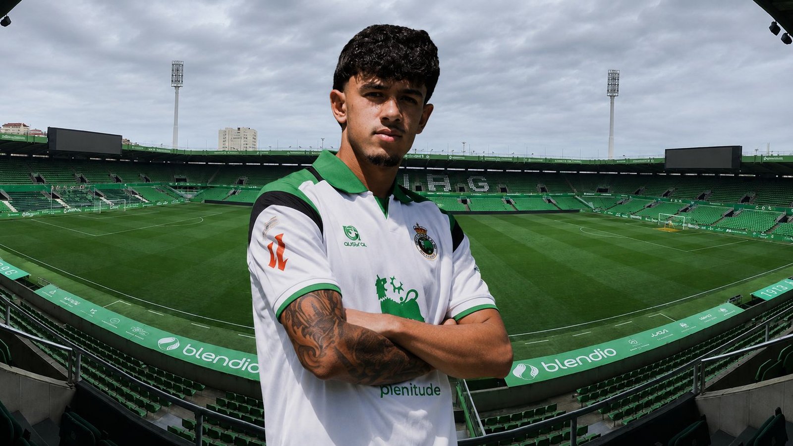 Ya posa como nuevo jugador racinguista ! Imagen generada c por IA