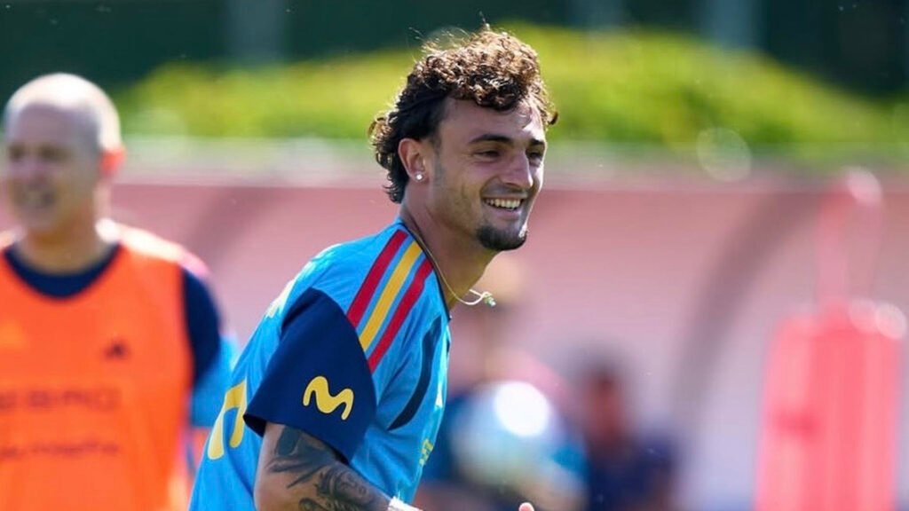Pubill estrá disponible en Wembley | Foto: @SEFutbol