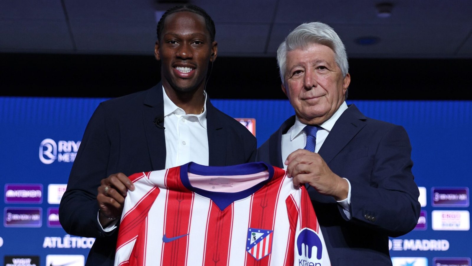 Jonathan David, durante su presentación con el Atlético de Madrid.
