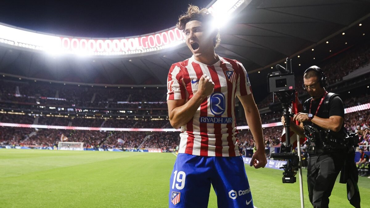 Julián Álvarez, celebra un tanto con el Atlético de Madrid.